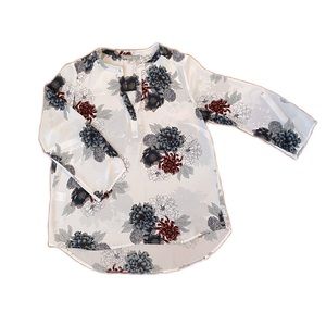 Daniel Rainn size medium 3/4 sleeve shirt